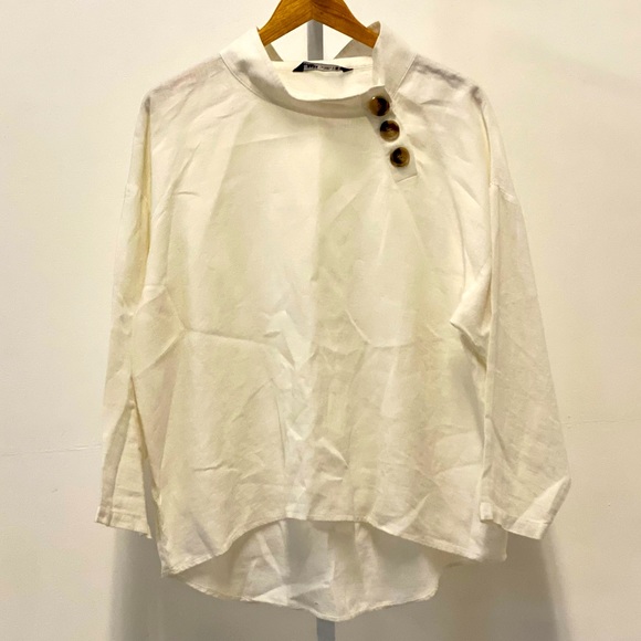 Zara blouse with buttons - Picture 1 of 2